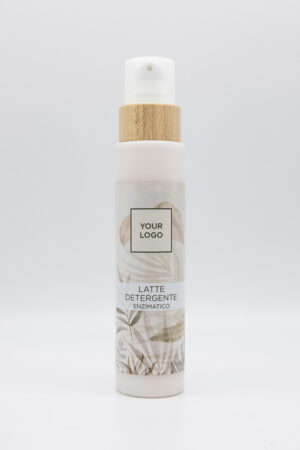 Latte detergente enzimatico
